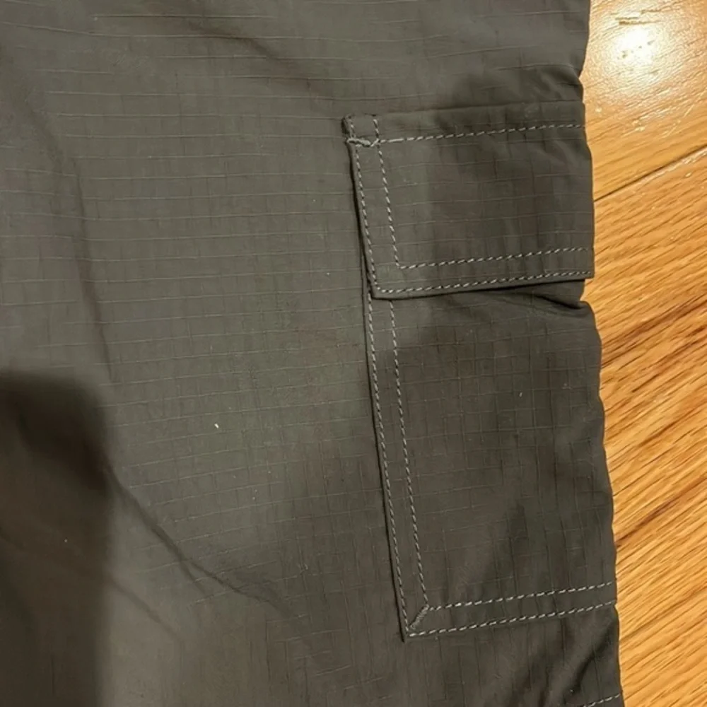 NWT L.L. Bean Boys Cargo Trekking Shorts in Slate Grey 8​